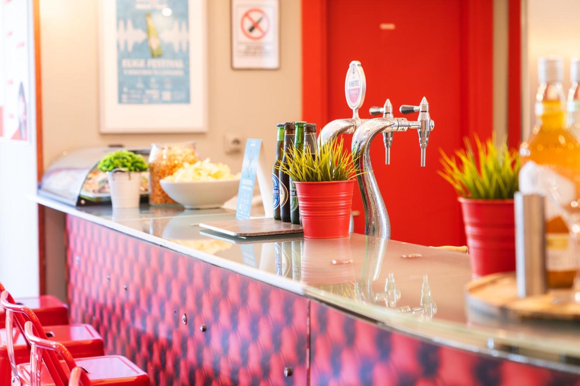 Ibis Madrid Alcorcon Tresaguas Hotel Exterior photo